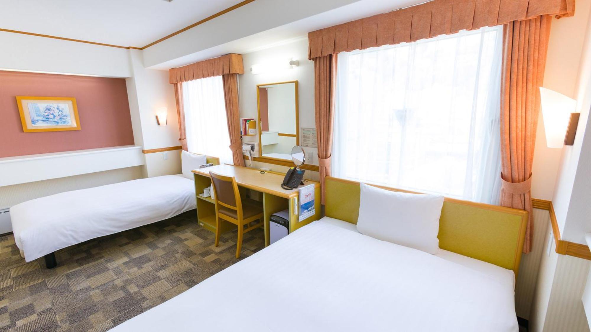 Toyoko Inn Higashi-Hiroshima Saijo Ekimae Ngoại thất bức ảnh