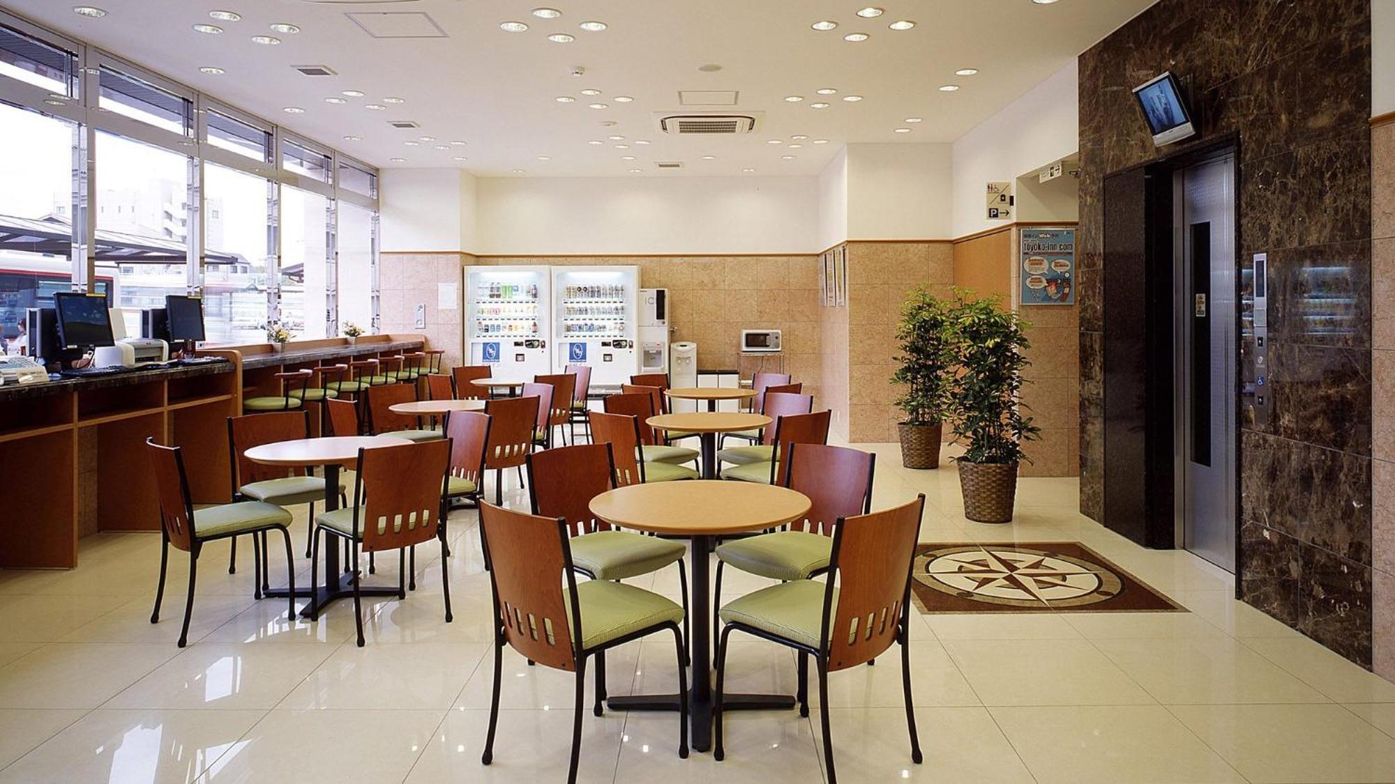Toyoko Inn Higashi-Hiroshima Saijo Ekimae Ngoại thất bức ảnh
