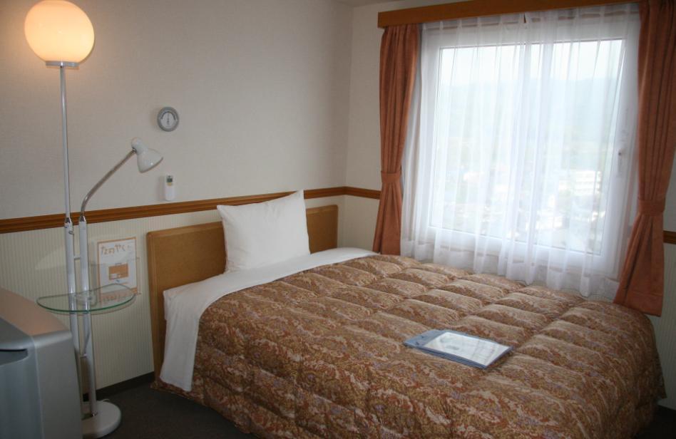 Toyoko Inn Higashi-Hiroshima Saijo Ekimae Phòng bức ảnh